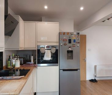 Room in a Shared House, Birchwood Road, BS4 - Photo 4