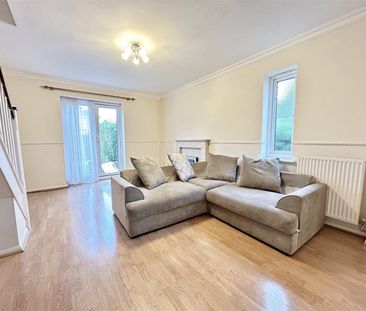 2 Bedroom House To Let - Photo 3