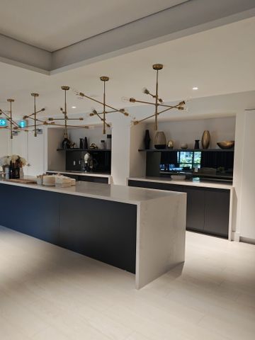 For Lease - 10 Gibbs Road Unit# 714, Toronto, Ontario - Photo 2