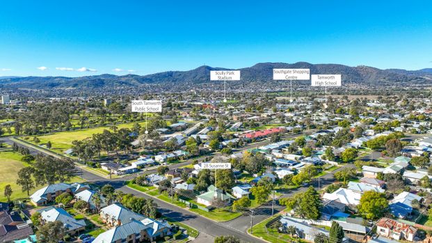 28 Susanne Street - Photo 1