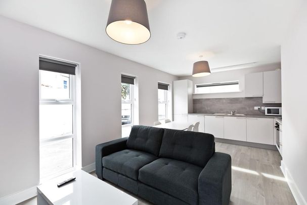 2 bedroom flat to rent - Photo 1