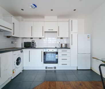 Prince Regent Road, Hounslow, TW3 1NL - Photo 5