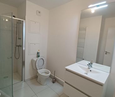 location Appartement T1 DE 27.6m² À CERGY - Photo 2