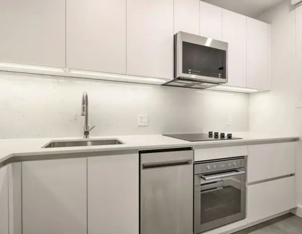 6885-6891 Sherbrooke west | 6885-6891 Sherbrooke west, Montreal - Photo 1