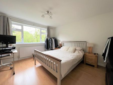 Gloucester Drive, Staines, Surrey, TW18 - Photo 5