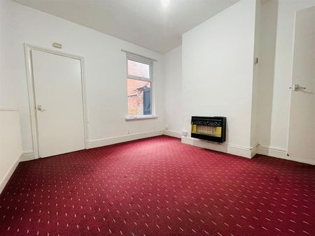 2 Bed House - Photo 3