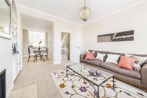 3 bedroom terraced house to rent - Photo 1