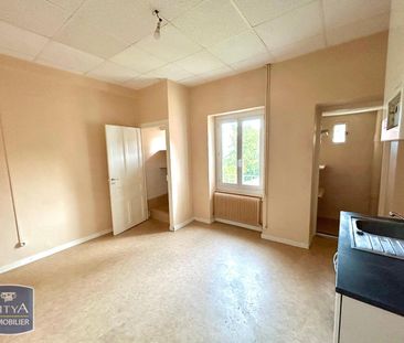 Location Appartement 3 pièces 77m² BOURG EN BRESSE 01000 - Photo 3