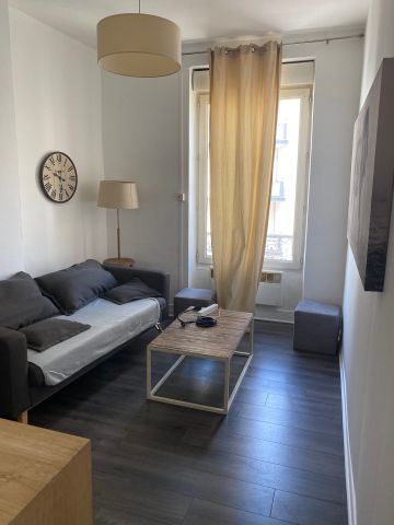 Location Appartement 2 pièces 32m² LYON 7ème - Photo 3