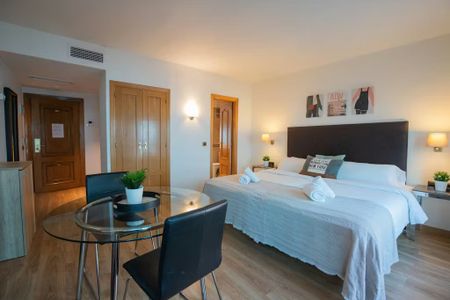 Calle de Leganitos, Madrid, Community of Madrid 28013 - Foto 4