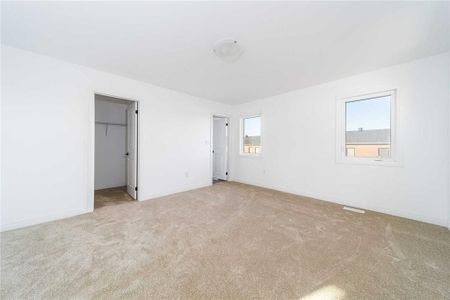 For Lease - 32 Fairlane Avenue, Barrie, Ontario - Photo 3