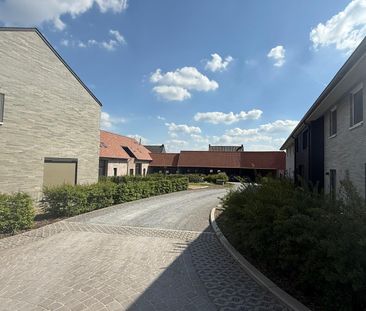 Enerigezuinige woning gelegen in woonerf ter Roosebeke - Photo 1