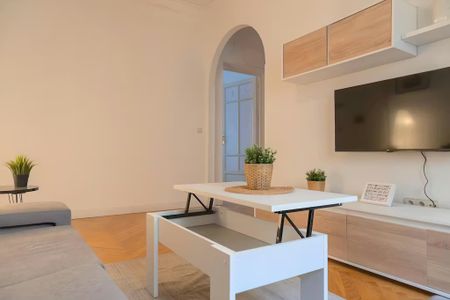 Calle de Fernández de los Ríos, Madrid, Community of Madrid 28015 - Photo 5