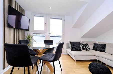 2 Bed Flat, Broomhill, AB10 - Photo 2