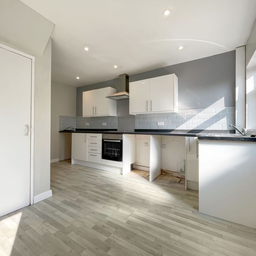 3 Bedroom - Photo 1
