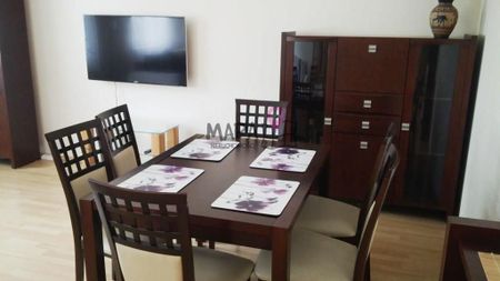 Komfortowy apartament 3 pokoje Centrum - Photo 2