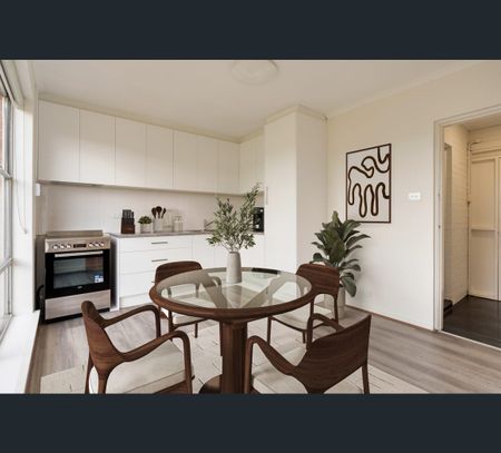 33 Rosedale Crescent, Dallas, Vic 3047 - Photo 2