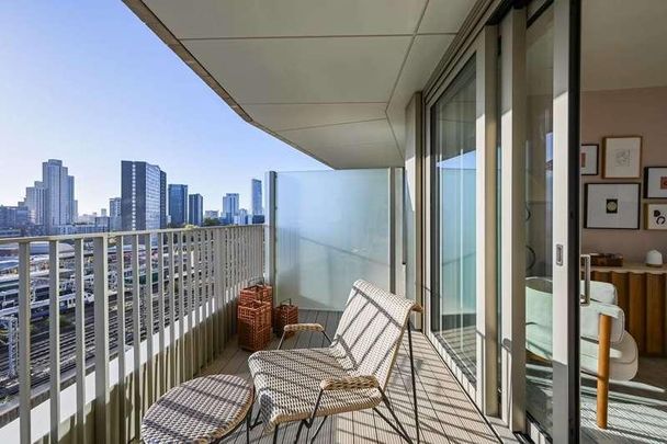 Montfichet, Stratford, E20 - Photo 1