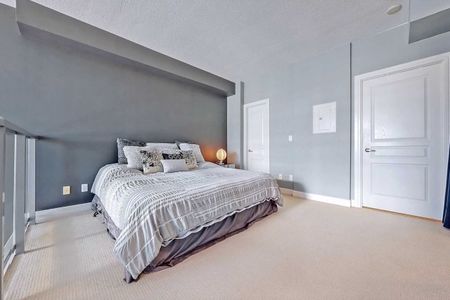 One plus den loft North York for rent - Photo 3