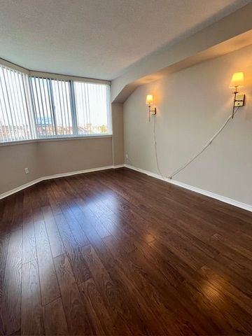 For Lease - 1001 Cedarglen Gate Unit# 423, Mississauga, Ontario - Photo 4