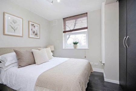 Flat 35, Boydell Court St. Johns Wood Park, London, NW8 6NL - Photo 4