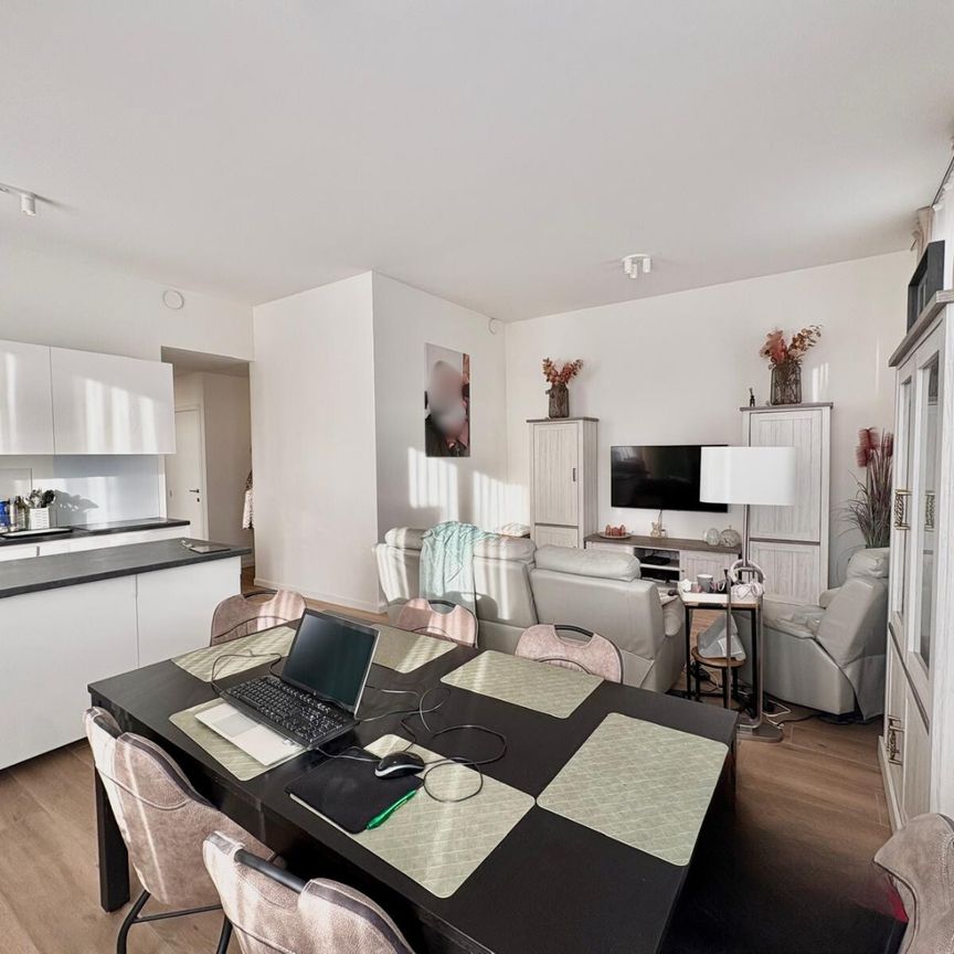 Gelijkvloers appartement met 2 slaapkamers - Foto 1