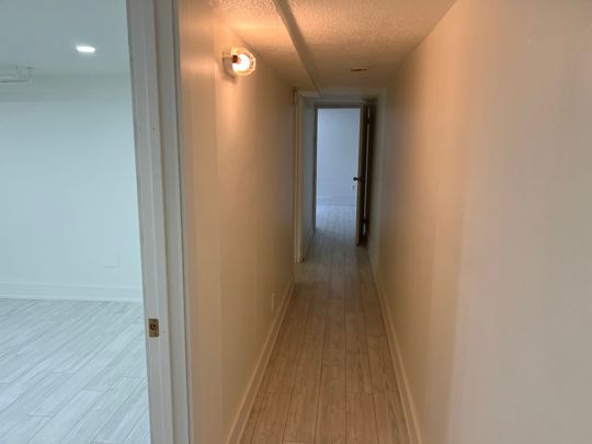 For Lease - 383 Lansdowne Avenue Unit# Bsmt, Toronto, Ontario - Photo 1