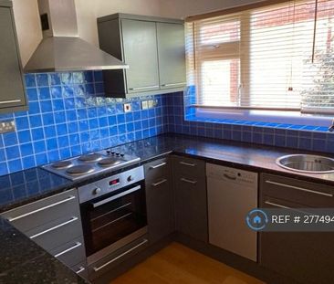 2 bedroom flat to rent - Photo 4