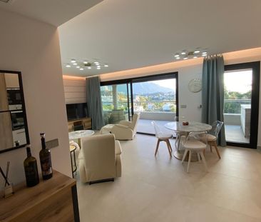 Apartamento de alquiler en Benahavís pueblo - Photo 1
