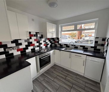3 bedroom semi-detached house to rent - Photo 4