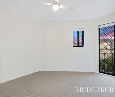 Stylish Townhouse in Buderim! - Photo 2