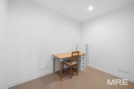 2304/36 La Trobe Street, Melbourne - Photo 5