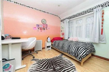 Cullington Close, Harrow, HA3 - Photo 3