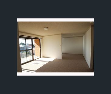 4/11 Morgan Street, Merewether, NSW 2291 - Photo 2