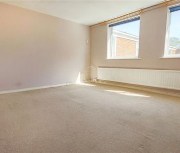 2 bedroom maisonette to rent - Photo 6