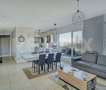 Room in shared apartment Attic with terrace of 70 m² and lake & mou... - Photo 3