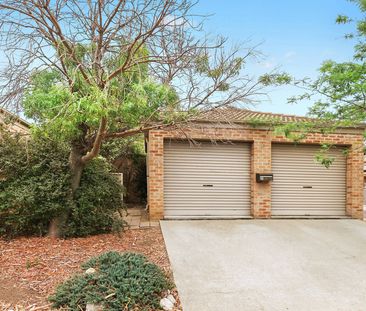 Comfortable living close to the vibrant Belconnen Town Centre. - Photo 3