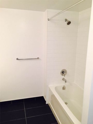 For Lease - 2212 Lakeshore Boulevard Unit# 2709, Toronto, Ontario - Photo 3