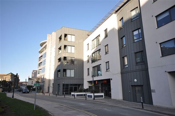 Apartment 15 , Marine Walk, Marine Road, Dun Laoghaire, Dublin, A96 X8P3 - Photo 1