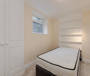 3 bedroom maisonette to rent - Photo 2