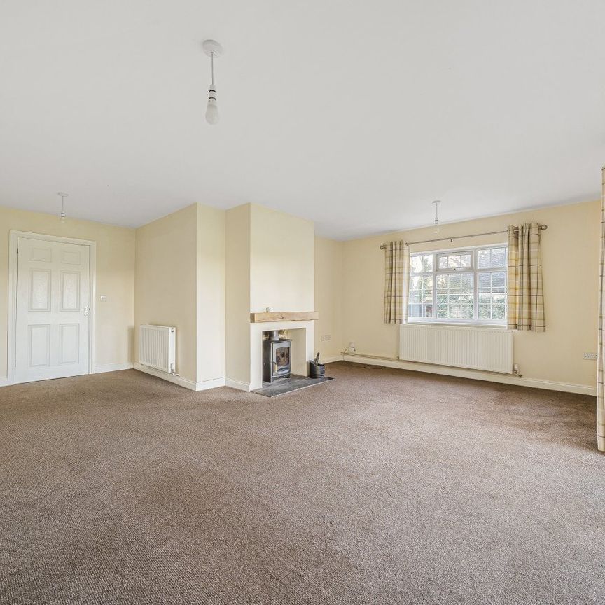 4 bedroom detached house to rent - Photo 1