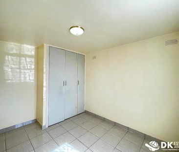 Convenient and Ideal Unit in Albion - Photo 6