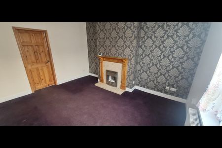 2 Bed Semi-Detached House, Arbourthorne Road, S2 - Photo 2