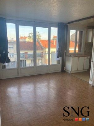 T3 AVEC BALCON + CAVE - Photo 1