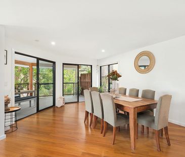 A Luxurious Haven of Light, Space and Serenity - Photo 1