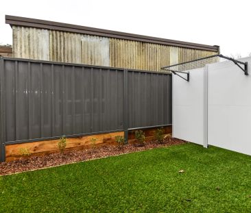 Low Maintenance Fully Furnished - Photo 2