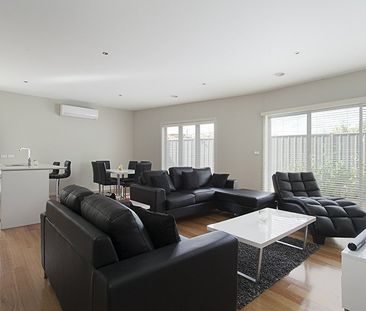 Perfect Single Level Perspectives - Photo 1