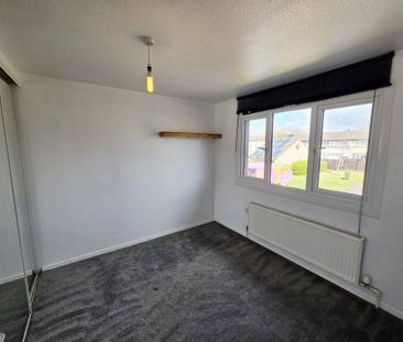 3 bedroom unspecified - Photo 2