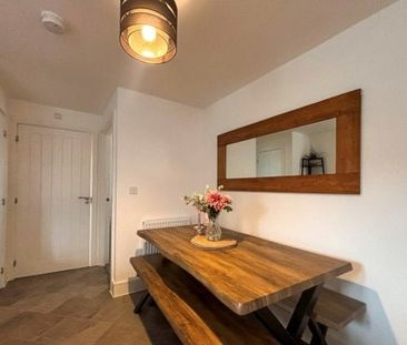 Poplar Drive, STRATFORD-UPON-AVON, CV37 - Photo 4