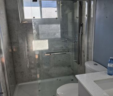 For Lease - 11 Durham Crescent, Brampton, Ontario - Photo 5